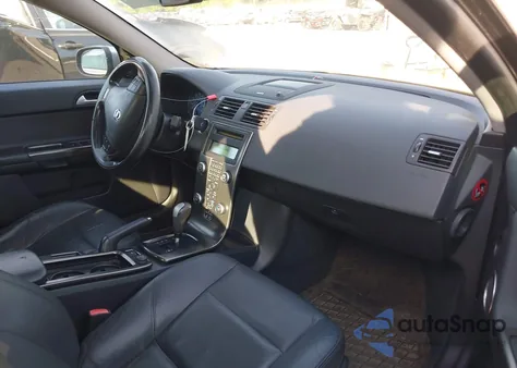 2011 Volvo S40 T5 R-Design из США, поврежденный, VIN YV1672MS6B2541648